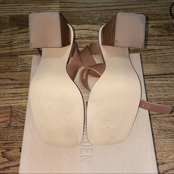 Steve Madden brown heels - Picture 2 of 4